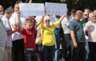 Bosna Hersek'te İstihbarat Ajansı Başkanı Mehmedagiç'in tutuklanması protesto edildi