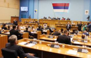 Inzko'nun kararına tepki: Tüm Bosnalı Sırp parti liderleri meclis oturumuna çağrıldı