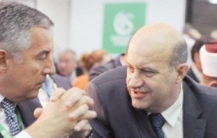 Karadağlı merhum Boşnak lidere "devlet nişanı" verildi