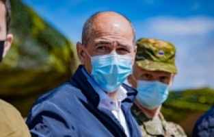 Slovenya Başbakanı Jansa'dan Srebrenitsa açıklaması