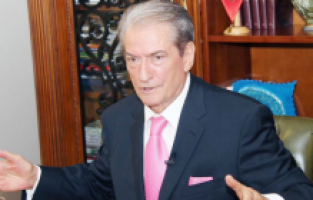 Arnavutluk’un eski liderinden ABD’ye rest