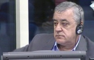 Mladiç’in en yakın iş birlikçisi Srebrenitsa soykırımını inkardan tutuklama kararı