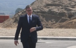 Vuçiç: "Sırbistan savaş suçlularını korumayacak ama..."