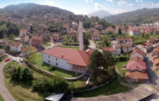 Foça Hünkâr Camii 520 yaşında