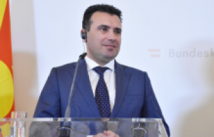 Kuzey Makedonya Başbakanı Zaev'den istifa çağrılarına cevap