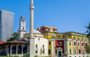 Tiran, Avrupa’nın en ucuz tatil adresi