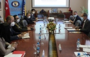 Bosna Hersek Savunma Bakanı Podzic, MKE ve ASFAT yetkililerini kabul etti