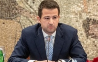 Karadağ'dan Türk yatırımcılara "yatırım" çağrısı