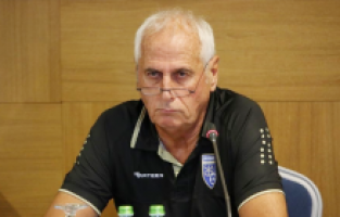 Kosova, Bernard Challandes ile yollarını ayırdı