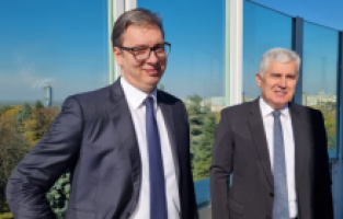 Vucic’ten Bosna’ya “uzlaşı” mesajı