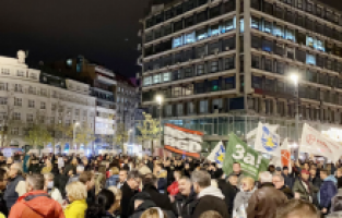 Belgrad’da hava kirliliği protestosu