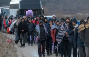 Bihaç’ta göçmenler için kabul merkezi kuruldu