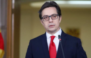 Pendarovski: “Derin bir kriz içerisindeyiz”
