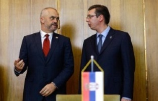 Sırbistan Cumhurbaşkanı, Arnavutluk’ta protestolarla karşılanacak