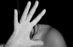 Sırbistan’da kadına şiddet isyanı