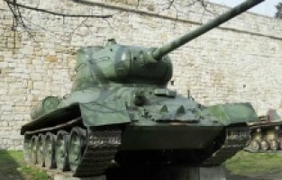 Belgrad’da günlük 420 avroya kiralık tank