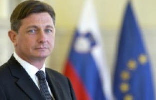 Slovenya'da genel seçimler 24 Nisan'da yapılacak