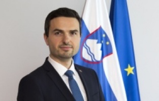 Savunma Bakanı: "Slovenya, Ukrayna’ya  silah göndermeyecek"