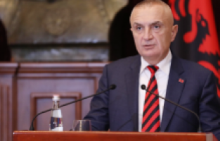 Cumhurbaşkanı Meta’nın görevden alınma kararı 30 gün içerisinde verilecek