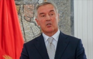 Djukanovic: "Hükümete yer almayacağız"