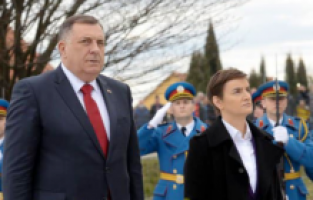 Sırbistan’da devlet günü kutlamasında Dodik gerilimi