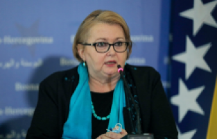 Turkovic’ten Ukrayna’ya insani yardım çağrısı