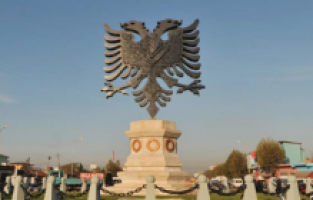 Arnavutluk hükümeti, enerji krizine karşı yeni önlemler açıkladı