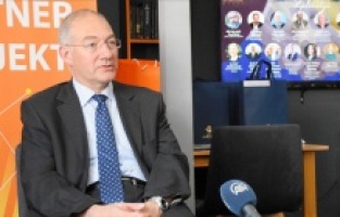 Büyükelçi Girgin: “Türkiye barış için elinden gelenin en iyisini yapmaya çalışıyor”