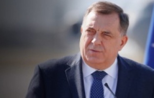 Dodik: ”İtalyan uçağı hava sahamızı ihlal etti"