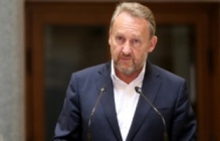 İzetbegovic: “Bana göre Komsic meşru bir temsilci”