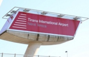 Arnavutluk sekiz ülkeye vizeleri kaldırdı