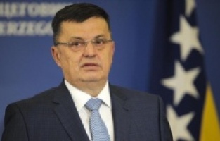 Bosna Hersek Başbakanı Tegeltija: “Schmidt'in kararı kabul görmez“