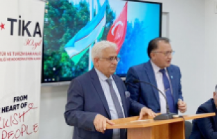 Semerkant'ta Balkan Türklerinin selamı ayakta alkışlandı