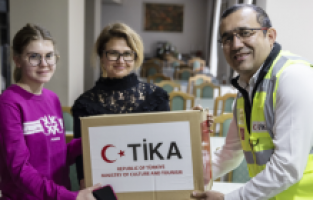 TİKA, Bosna'ya sığınan Ukraynalı ailelere yardım ulaştırdı