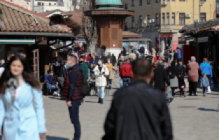 Bosna Hersek adım adım yok oluyor