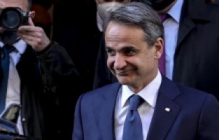 Miçotakis: “AB, Batı Balkanlar'a 2033 yılına kadar entegrasyon teklif etmeli“