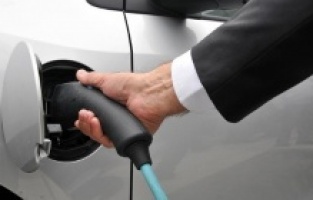 Hırvatistan'da sokak lambaları araç şarj istasyonu olacak