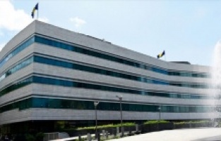 AB, Bosna Hersek'i Pazartesi günü bu yılki bütçeyi kabul etmeye çağırdı