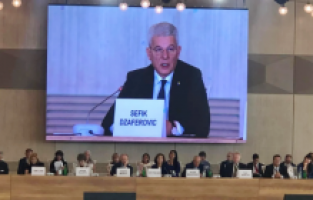 Boşnak lider Dzaferovic: "BM, en büyük yıkımını Bosna'da yaşadı"