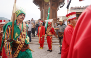 Türk Silahlı Kuvvetleri Mehteran Birliği Başçarşı'da konser verdi