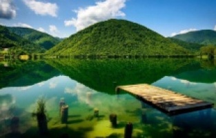 Bosna Hersek'te yüzmeye elverişli en güzel nehir ve göller