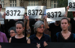 Sırbistan, Srebrenitsa soykırımını inkar etmeye devam ediyor