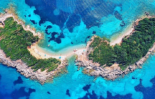 Arnavutluk'un en popüler tatil adresleri