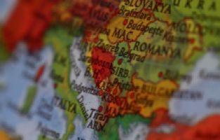 Petritsch: "Balkanlar'daki gerginlik tırmanabilir!"