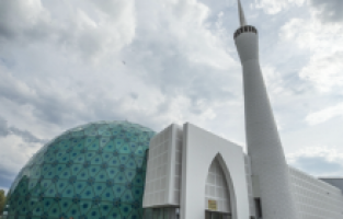 Balkanlar'daki Müslümanlar Sisak'ta İslam Kültür Merkezi'nin açılmasından memnun