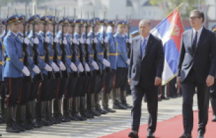 Cumhurbaşkanı Erdoğan, Sırbistan'da resmi törenle karşılandı