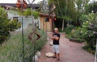 Kuzey Makedonyalı sanatçı 7 yıldır kinetik heykeller yapıyor