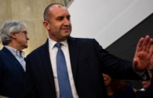 Radev, Bulgaristan’ın Schengen üyeliğini destekleyen Scholz'a teşekkür etti