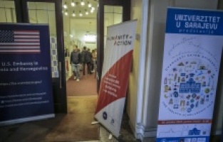 Bosna Hersek'te 12. Uluslararası Bursluluk Fuarı düzenlendi