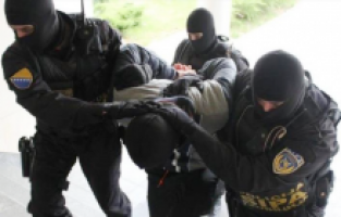 Bosna Hersek'te savaş suçu işledikleri şüphesiyle 6 kişi gözaltına alındı